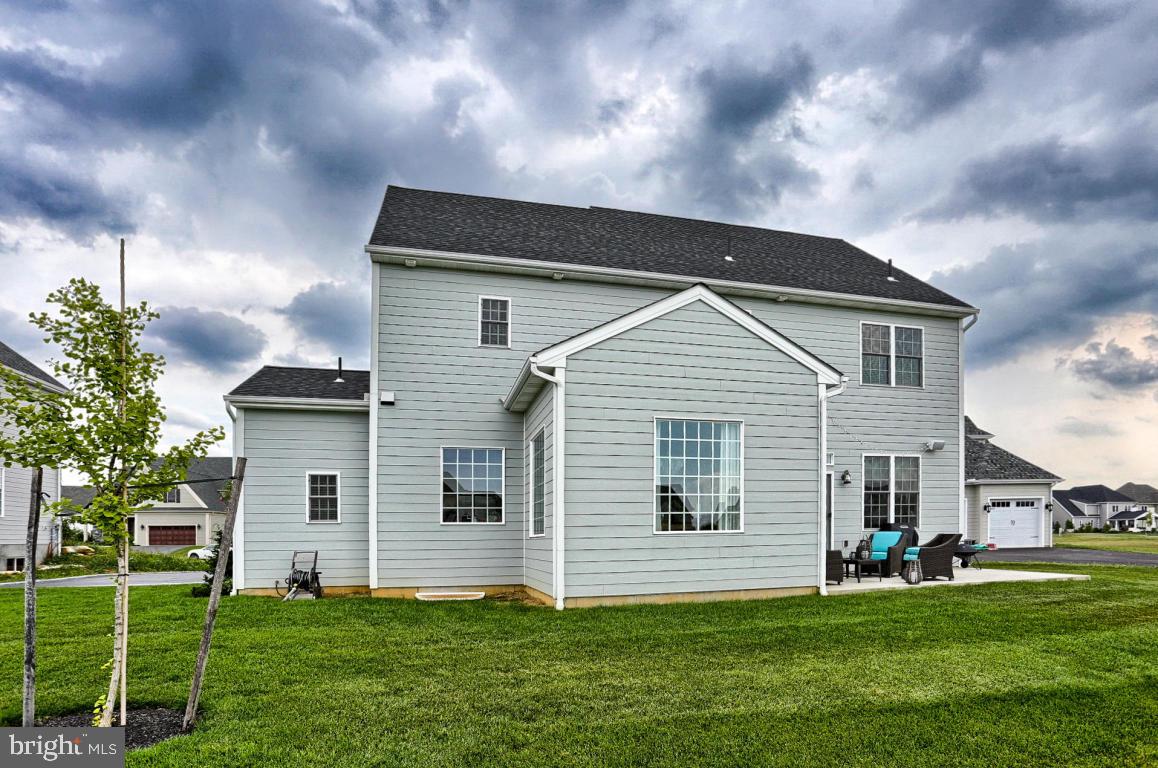 698 Warminster Lane Lititz, PA 17543 - Photo 46 of 49 a front view of house with yard