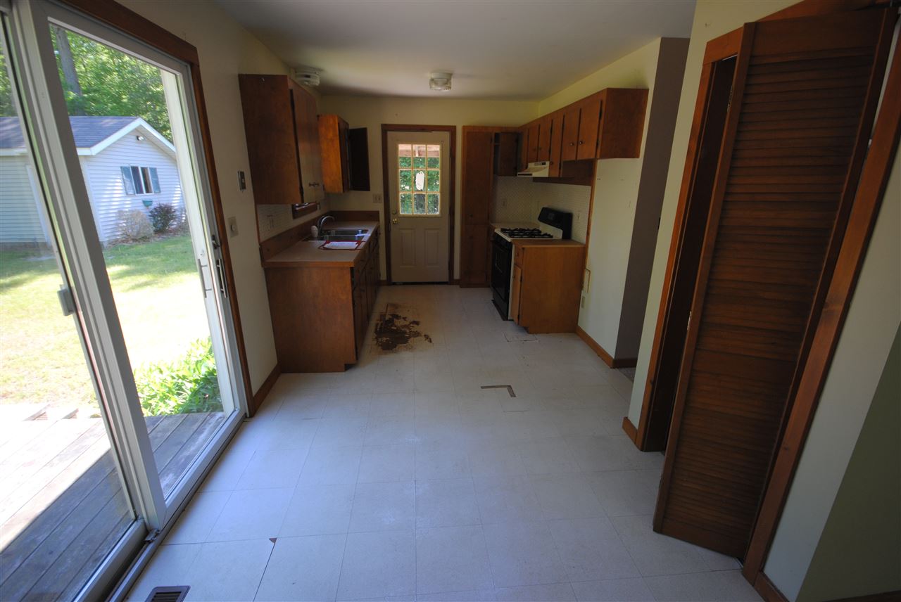 3308 West Shaffer Road Coleman, MI 48618 - Photo 2 of 6 1818444-1.JPG