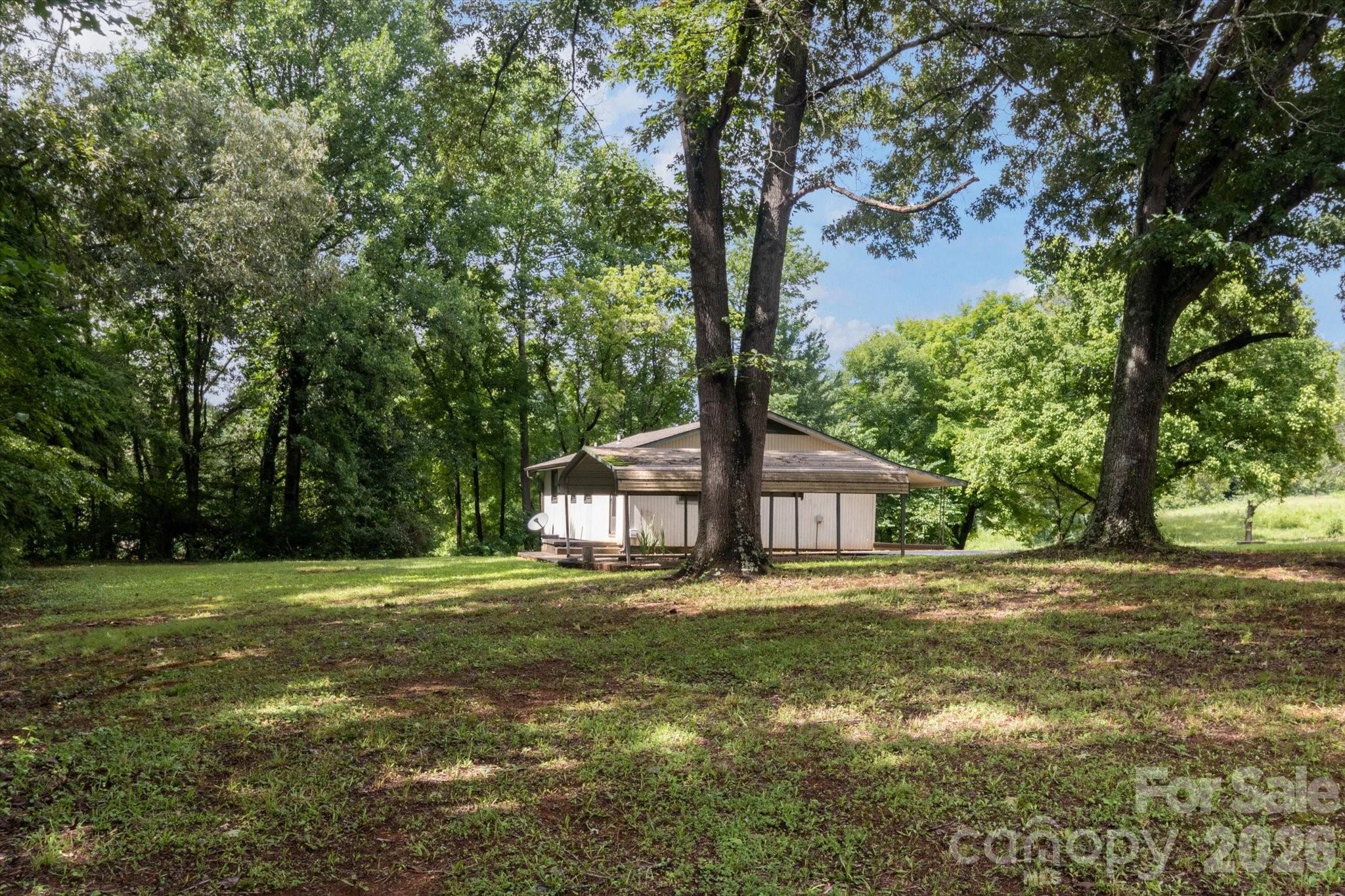 43 Open Valley Road Marion, NC 28752 - Photo 5 of 37