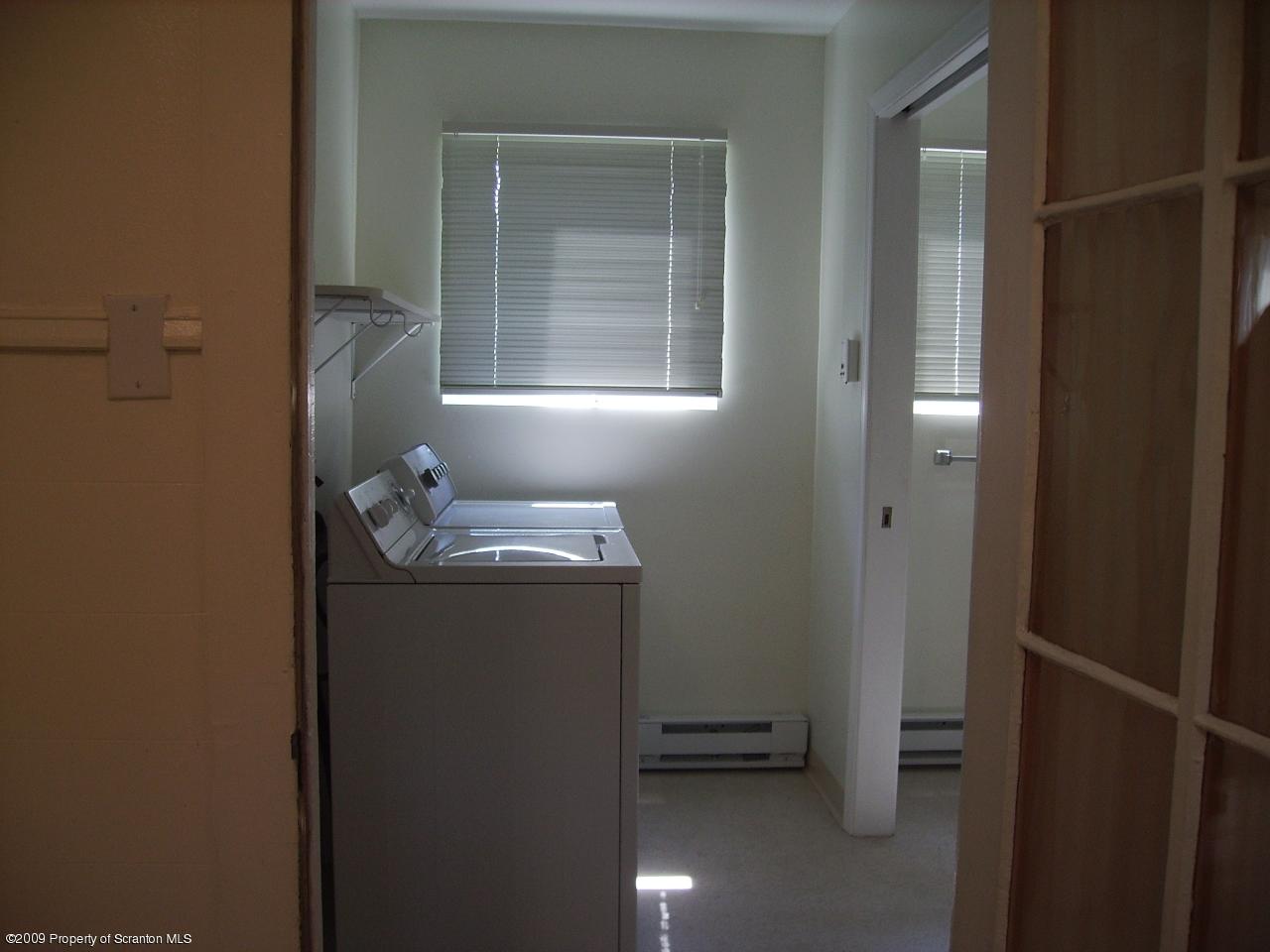 605 Shady Lane Road Clarks Summit, PA 18411 - Photo 11 of 20 Gallery Image 11