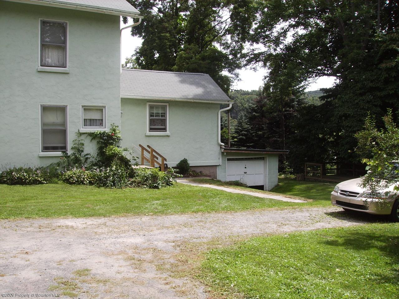 605 Shady Lane Road Clarks Summit, PA 18411 - Photo 6 of 20 Gallery Image 6