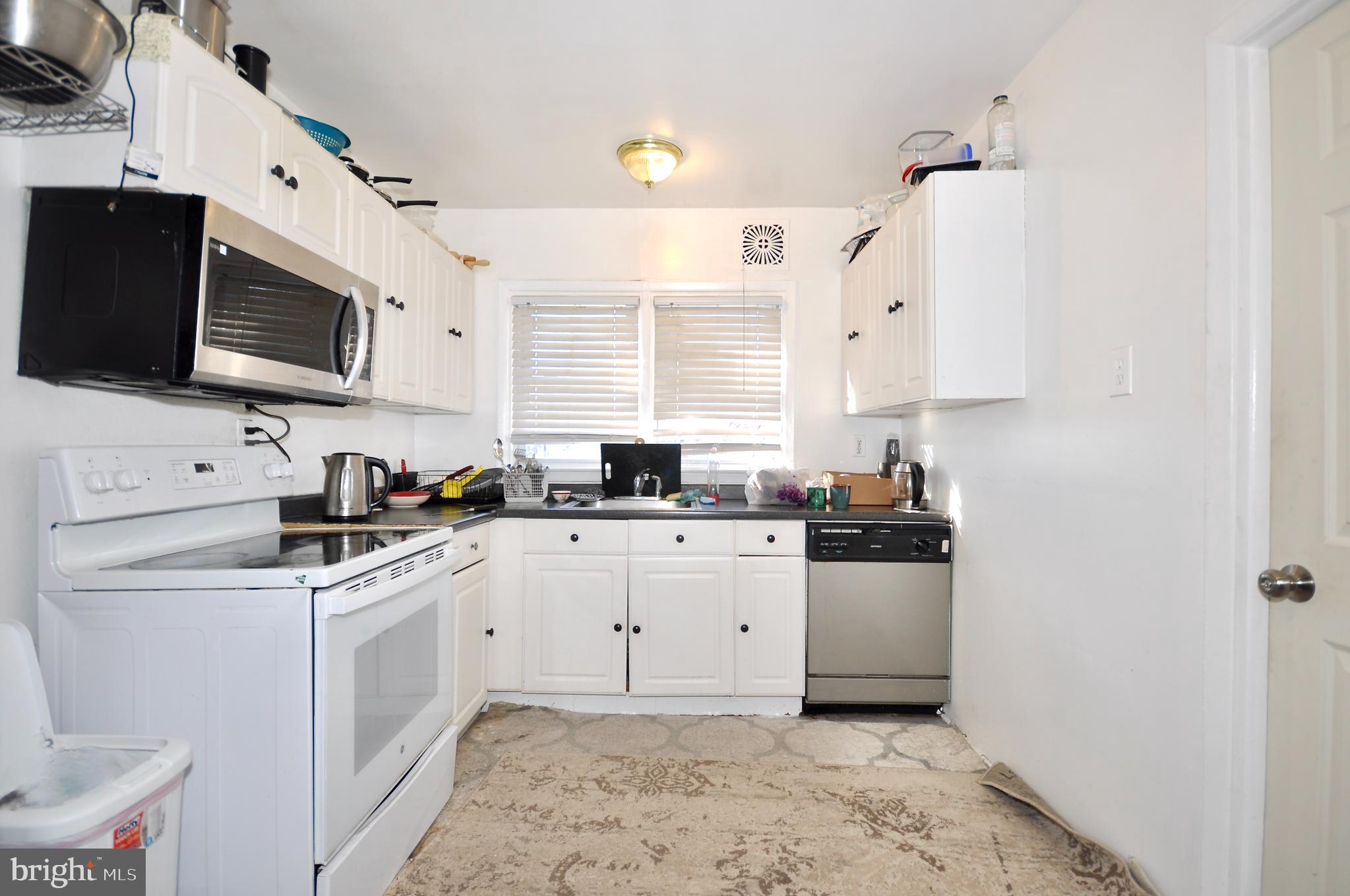 1413 Southampton Road Philadelphia, PA 19116 - Photo 5 of 29