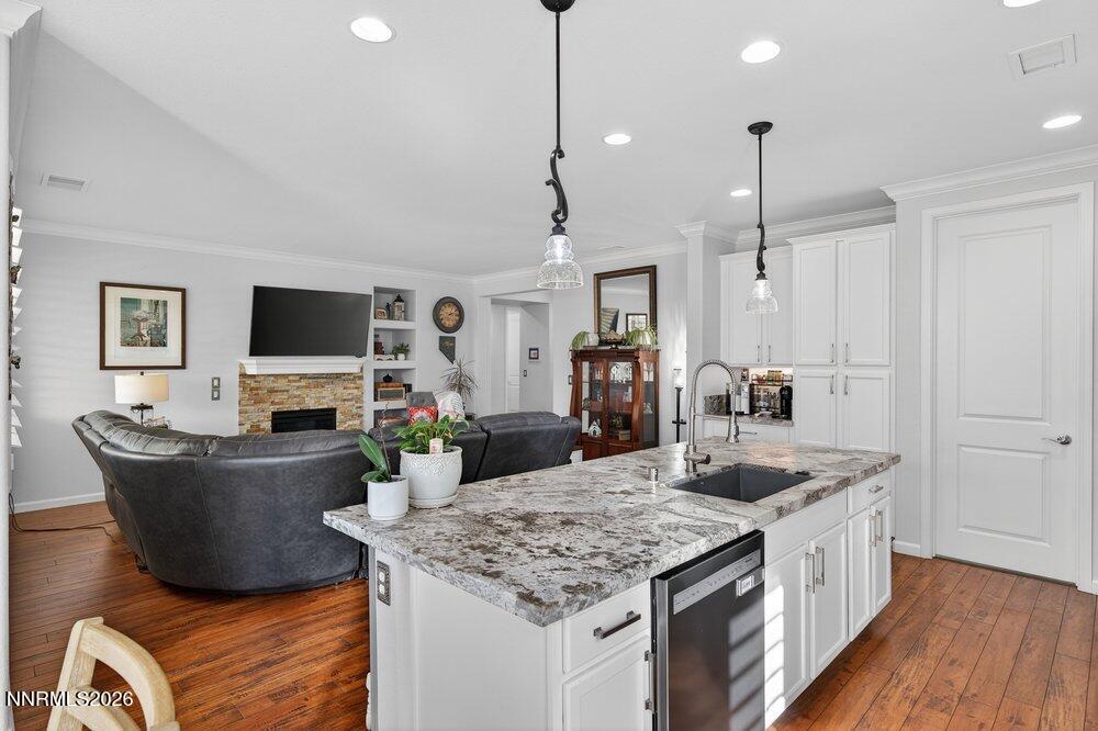 1473 Hogadon Way Reno, NV 89523 - Photo 11 of 40 a kitchen with sink stove and refrigerator