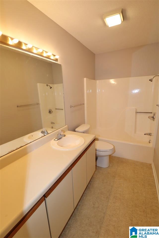 112 Paradise Isle, Unit 112 Riverside, AL 35135 - Photo 23 of 37