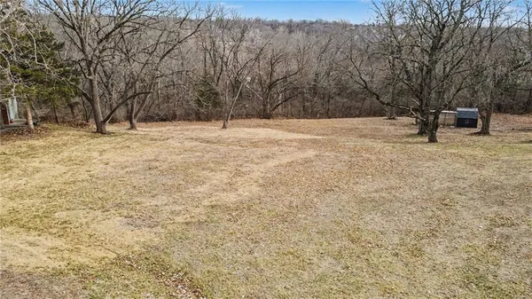 $89,900 | 6501 Northwest Vly Vw Drive, Parkville, MO 64152