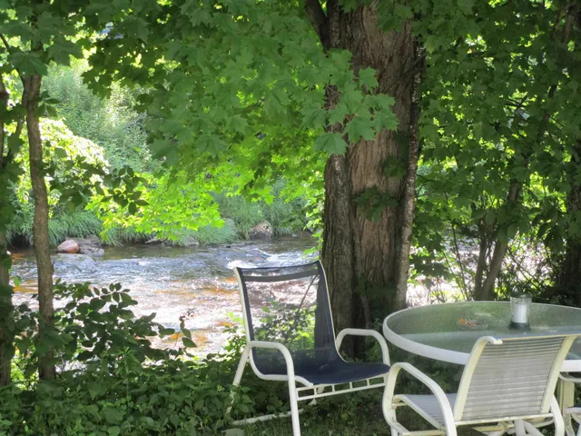 $430,000 | 1950 North Main Street, Londonderry, VT 05148