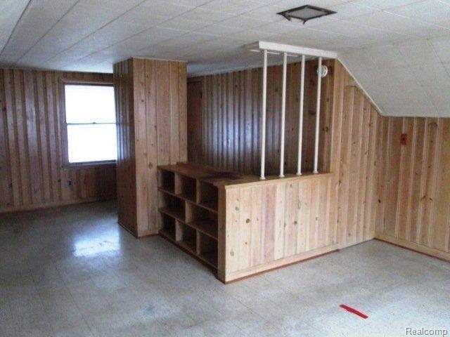 9255 Burt Road Detroit, MI 48228 - Photo 10 of 14 261-724318-bdrm3.JPG