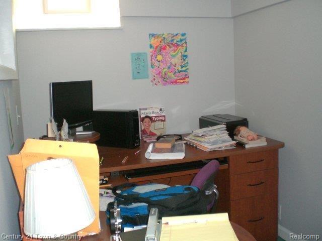 69 Oriole Road Pontiac, MI 48341 - Photo 8 of 15 Bsmt Office