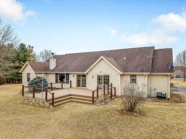 $519,000 | 754 East Equestrian Pointe Drive, Byron, IL 61010