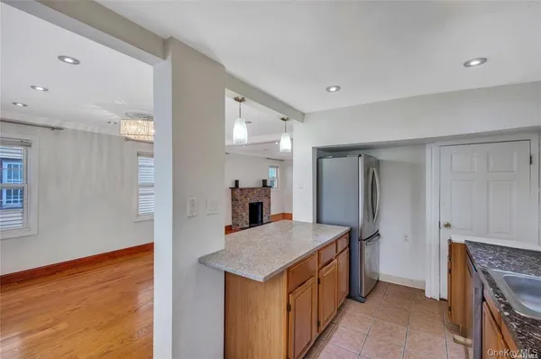 $4,000 | 109-21 215th Street | Bellaire Estates