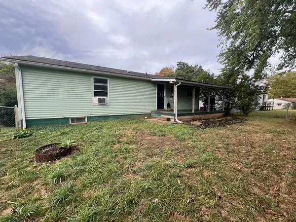 a front view of house with yard