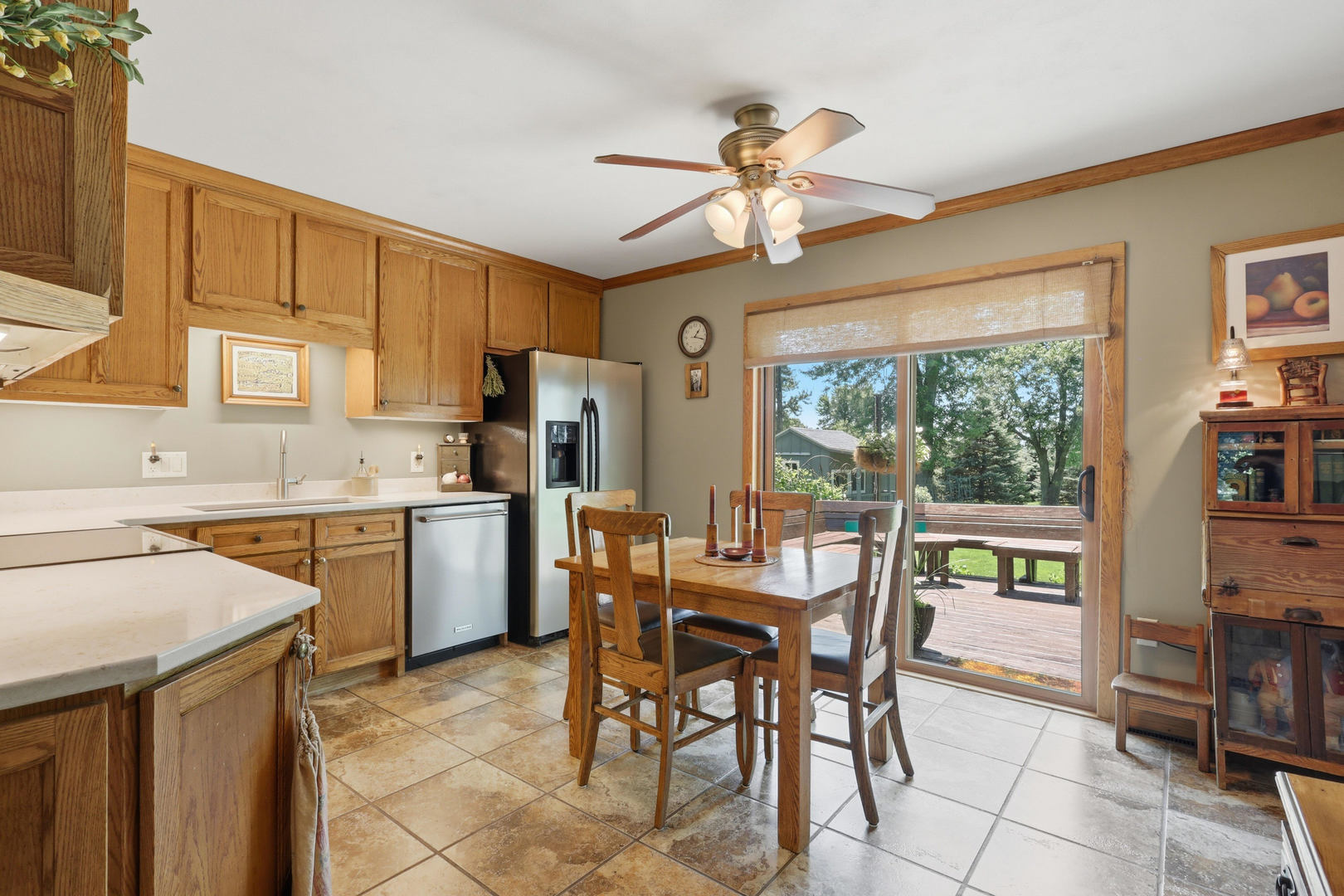 6205 West Kimberly Road Davenport, IA 52806 - Photo 9 of 39