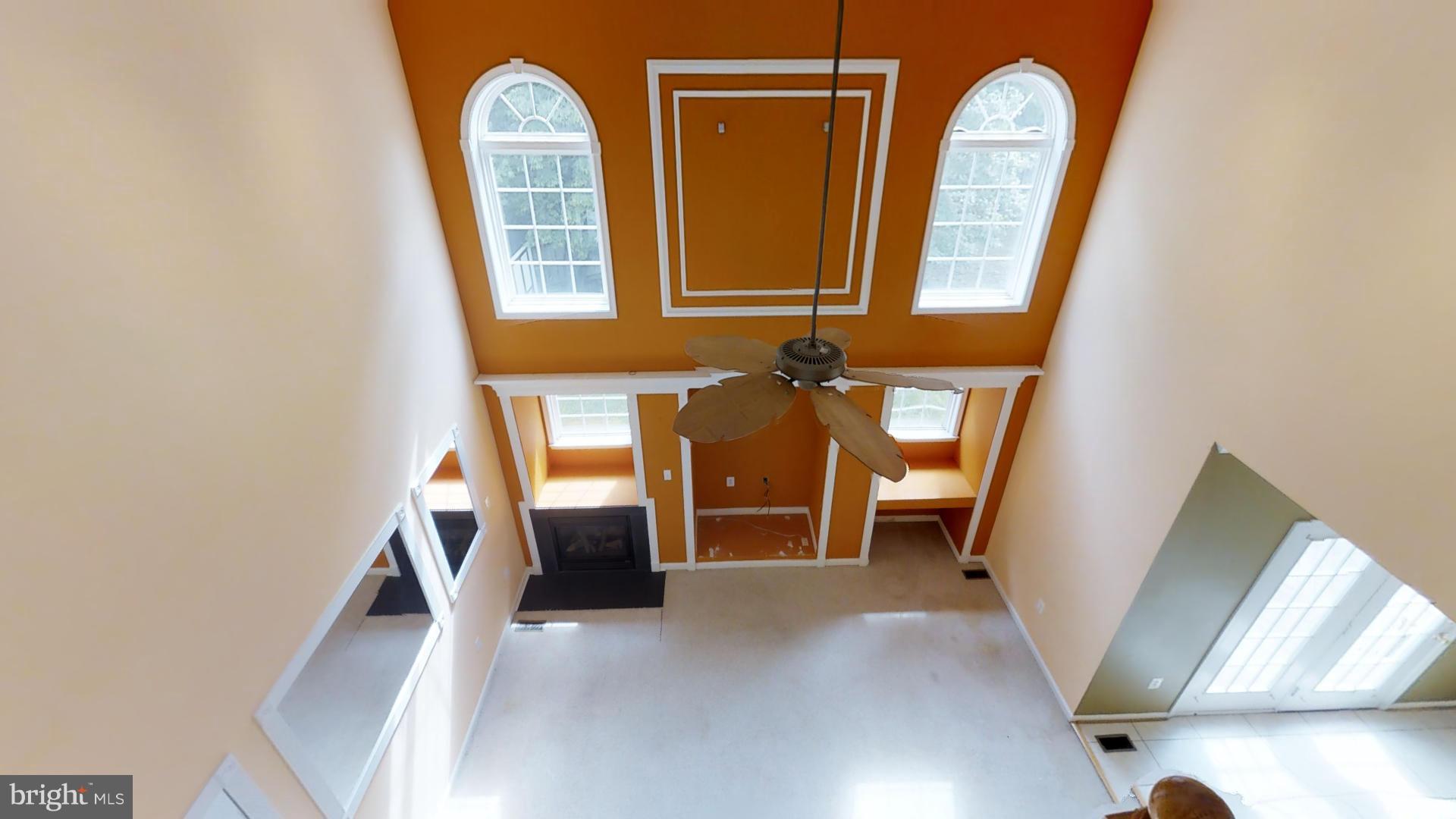 15204 Ridall Court Accokeek, MD 20607 - Photo 3 of 24 View of 2 story living room