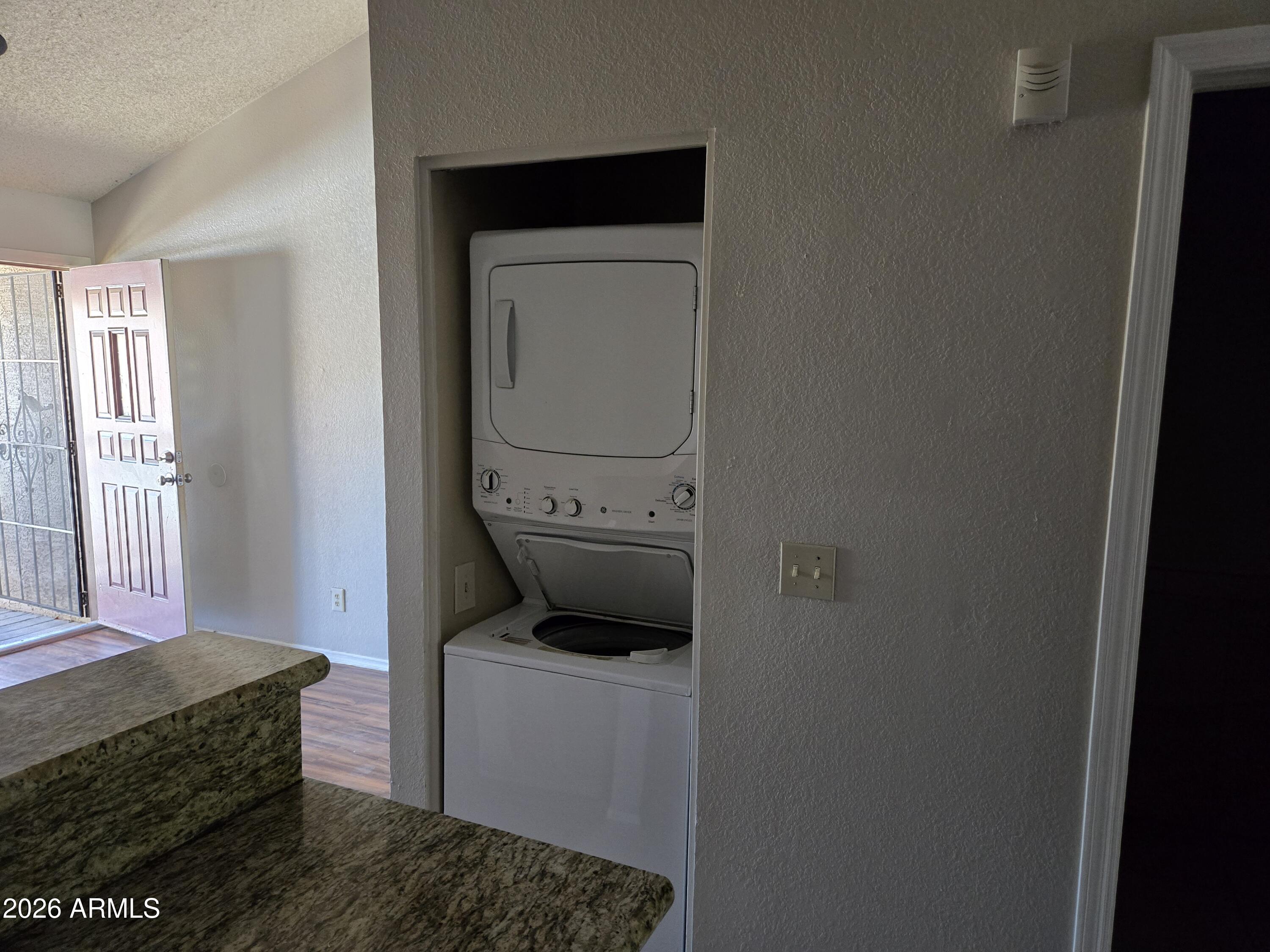 8111 West Wacker Road, Unit 24 Peoria, AZ 85381 - Photo 6 of 8 1000012771