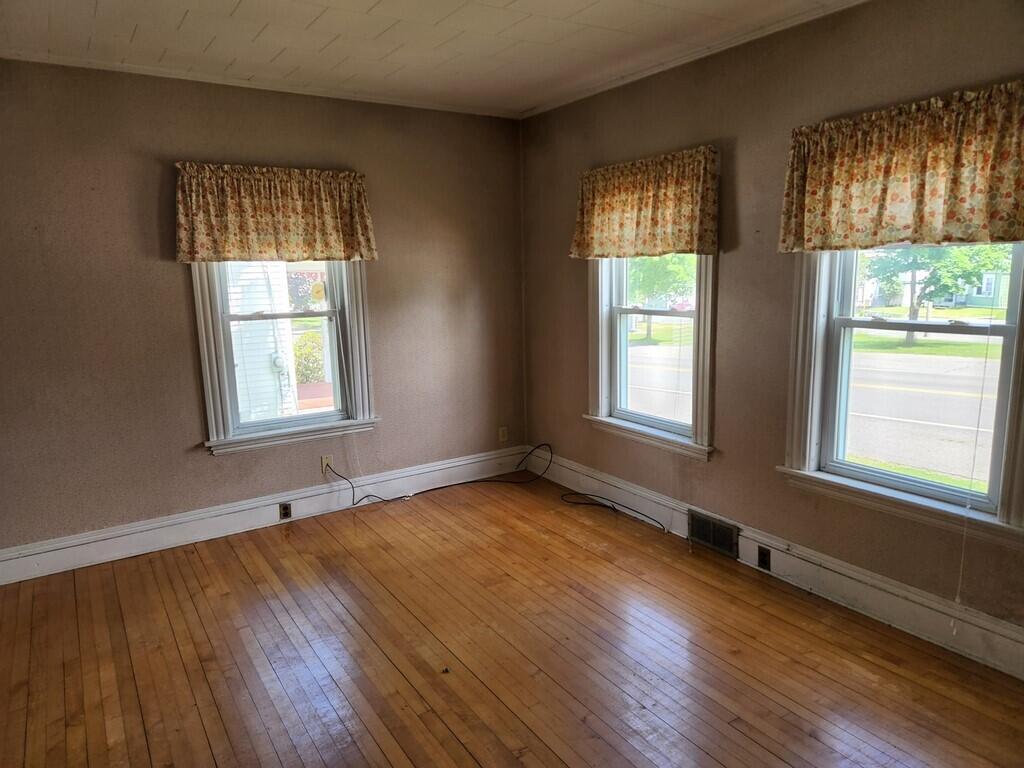 68 Katahdin Avenue Millinocket, ME 04462 - Photo 12 of 56 20220611_114057_resized (Copy)