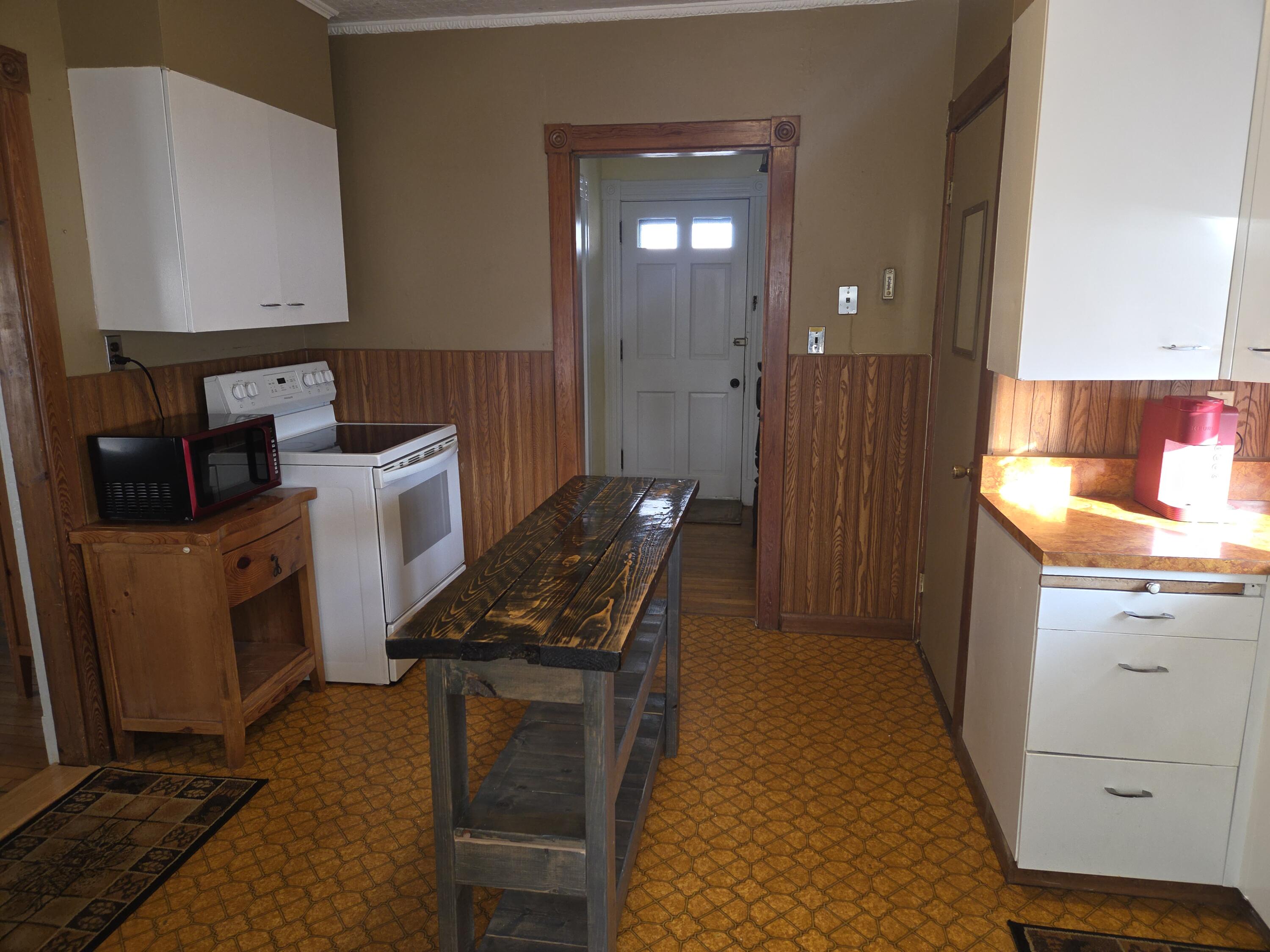 68 Katahdin Avenue Millinocket, ME 04462 - Photo 9 of 56 1000016060