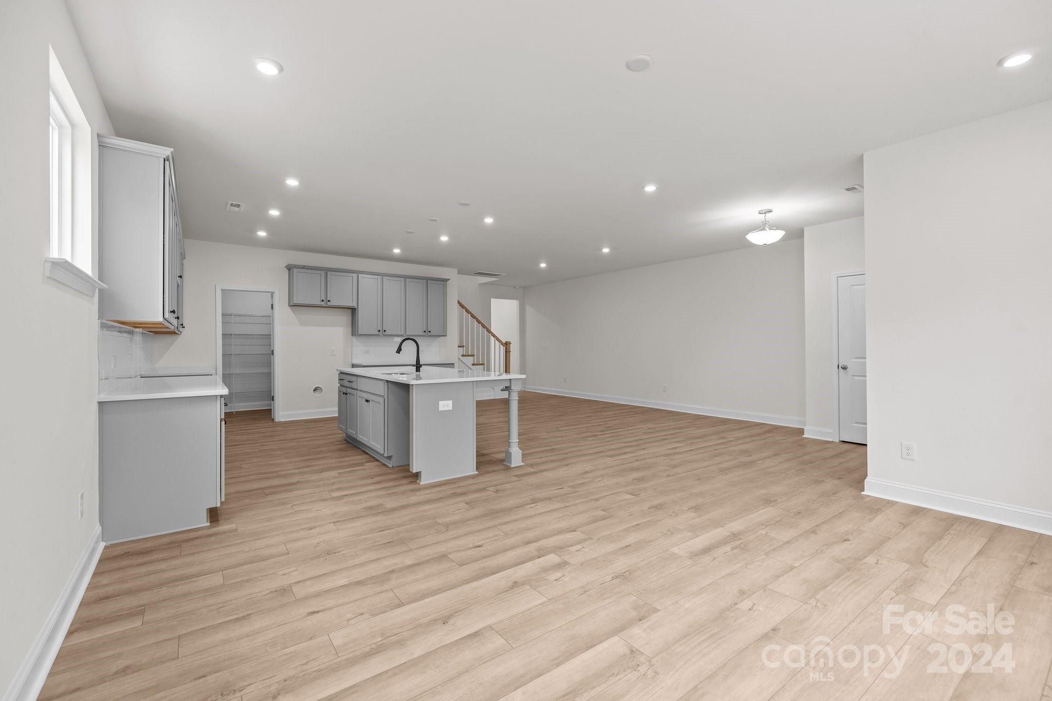 2021 Near Pt Road, Unit 18 Charlotte, NC 28208 - Photo 8 of 29