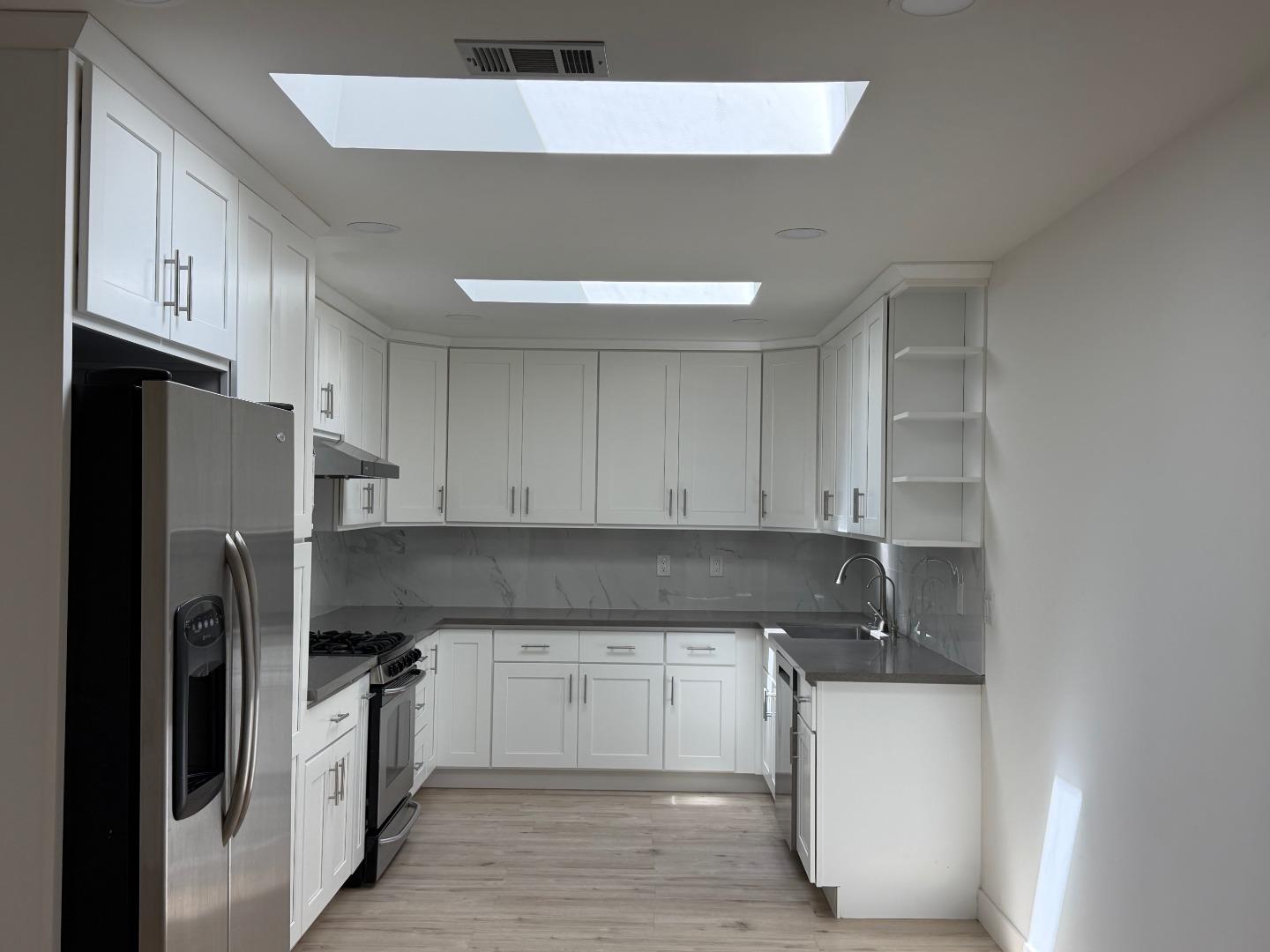 4556 Harwood Road San Jose, CA 95124 - Photo 11 of 20