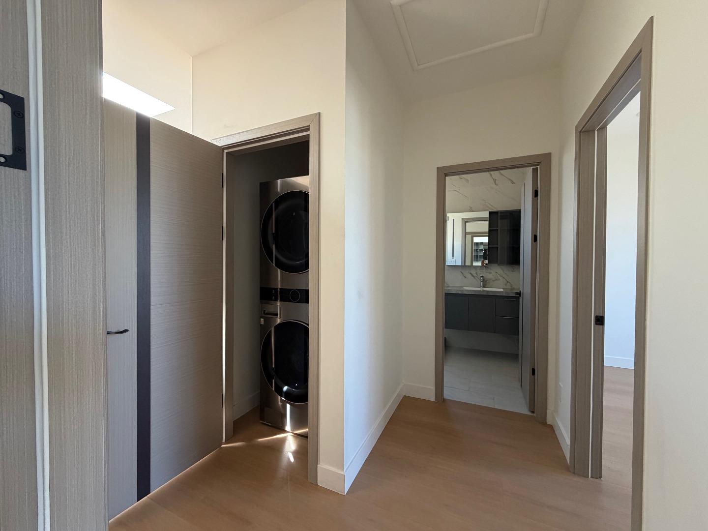 4556 Harwood Road San Jose, CA 95124 - Photo 6 of 20