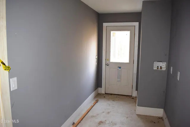 $299,900 | 39 Ruggles Road, Saratoga Springs, NY 12866