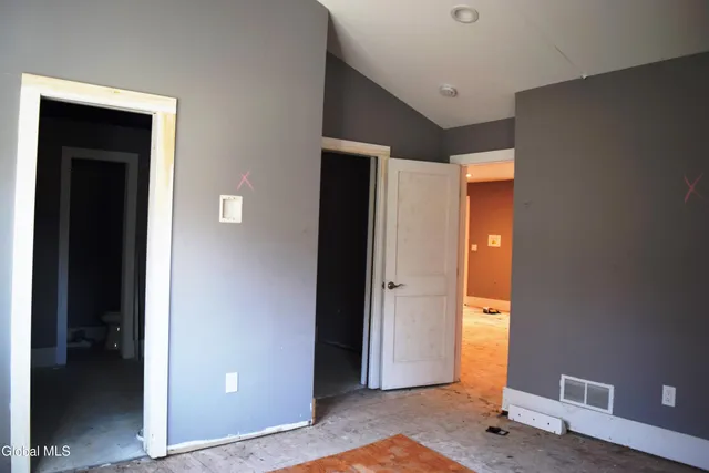 $299,900 | 39 Ruggles Road, Saratoga Springs, NY 12866