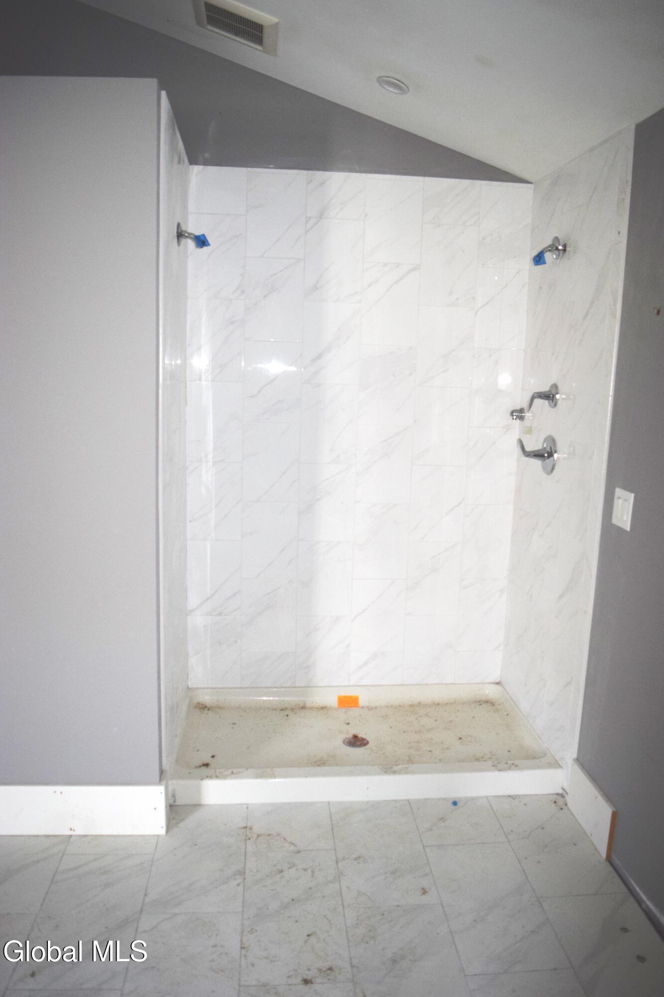 39 Ruggles Road Saratoga Springs, NY 12866 - Photo 19 of 48 18