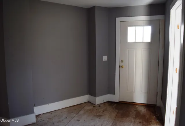 $299,900 | 39 Ruggles Road, Saratoga Springs, NY 12866