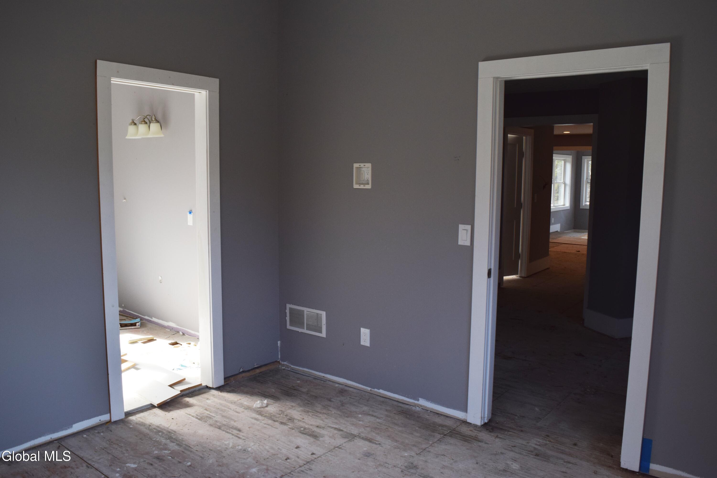 39 Ruggles Road Saratoga Springs, NY 12866 - Photo 31 of 48 33