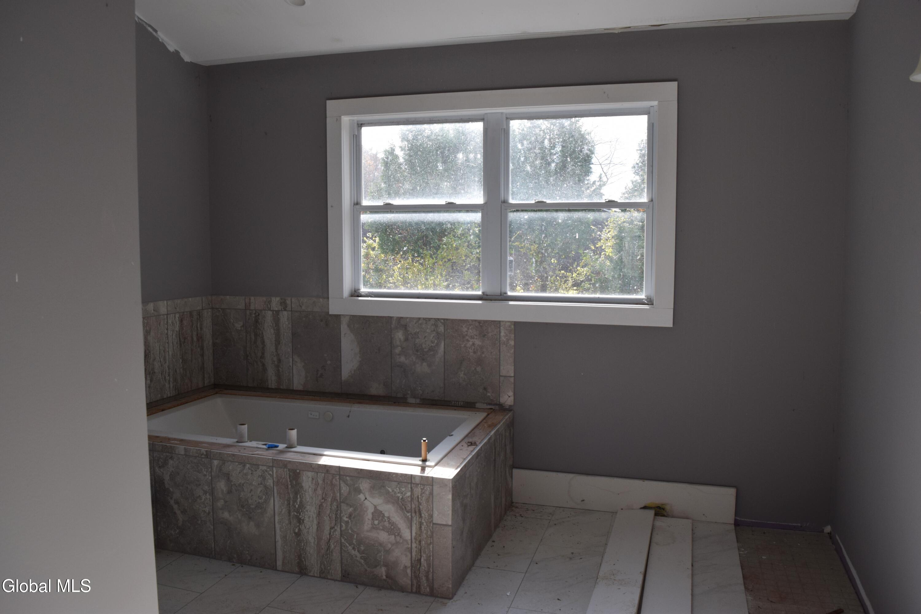 39 Ruggles Road Saratoga Springs, NY 12866 - Photo 33 of 48 35