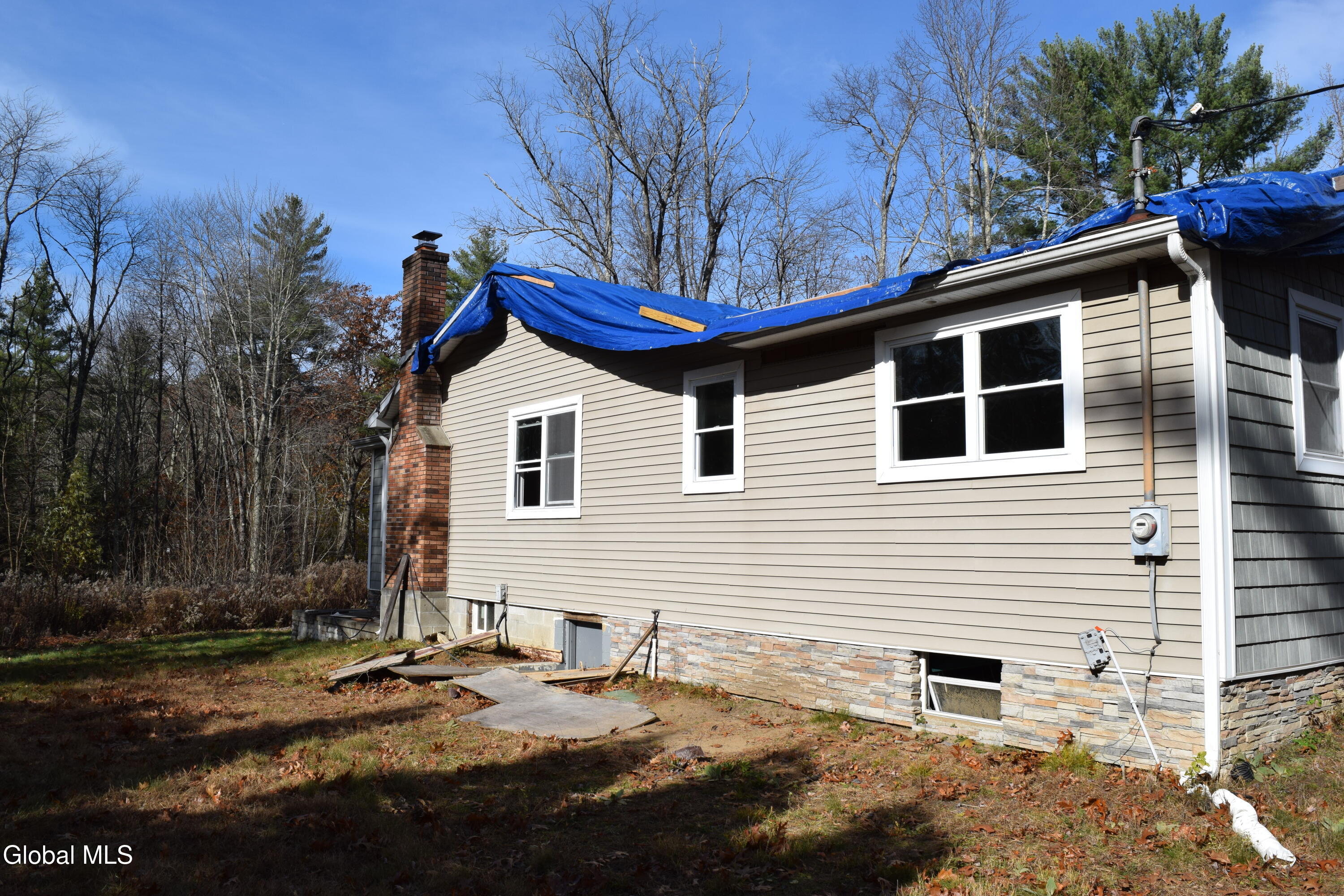 39 Ruggles Road Saratoga Springs, NY 12866 - Photo 4 of 48 3