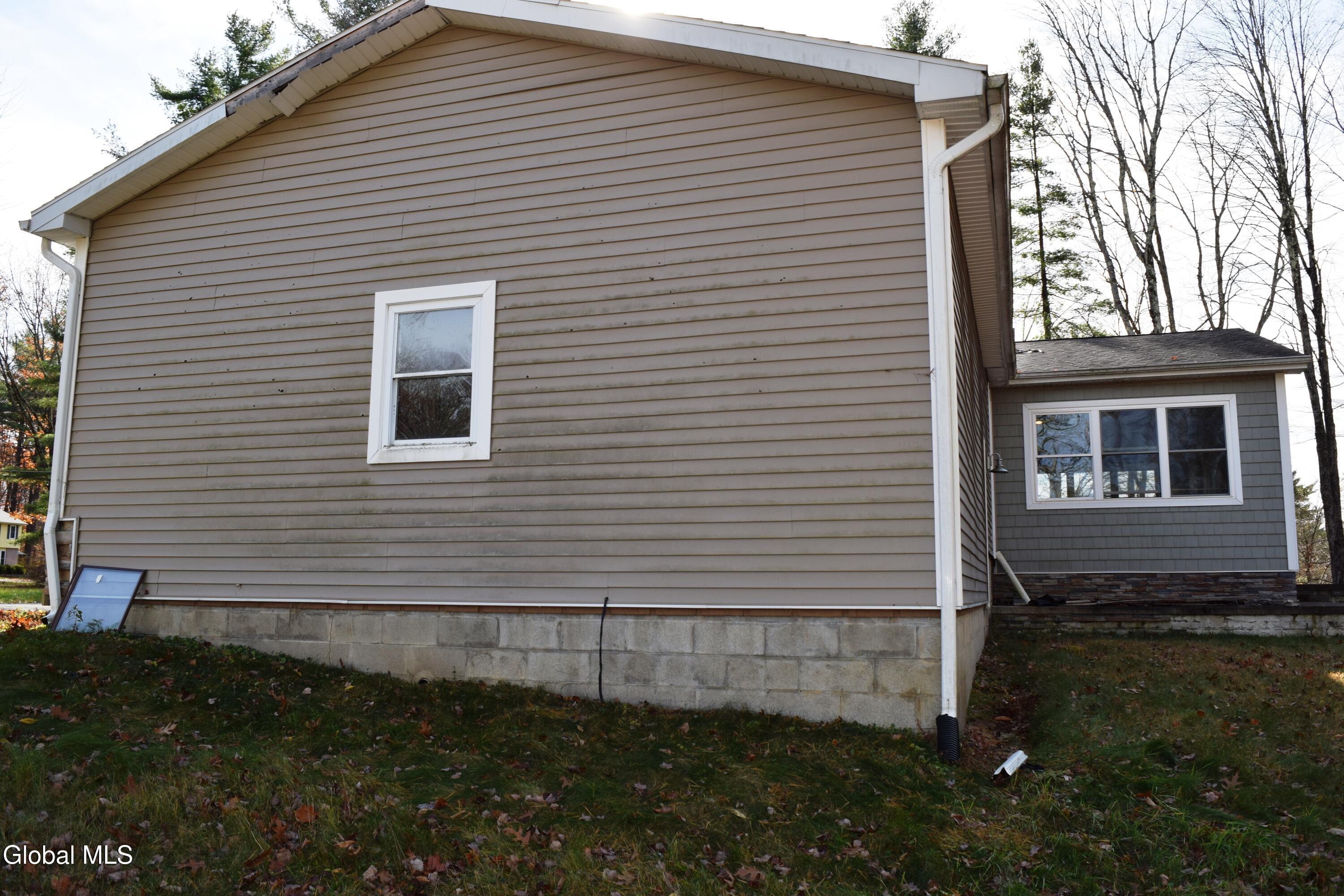 39 Ruggles Road Saratoga Springs, NY 12866 - Photo 6 of 48 5