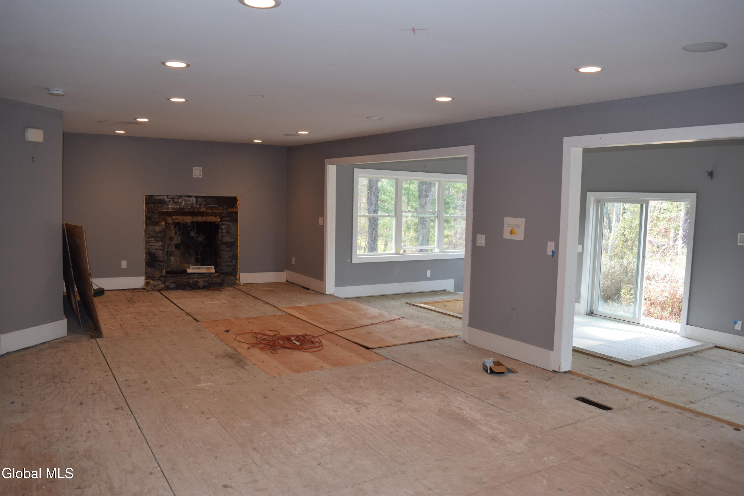 39 Ruggles Road Saratoga Springs, NY 12866 - Photo 7 of 48 6