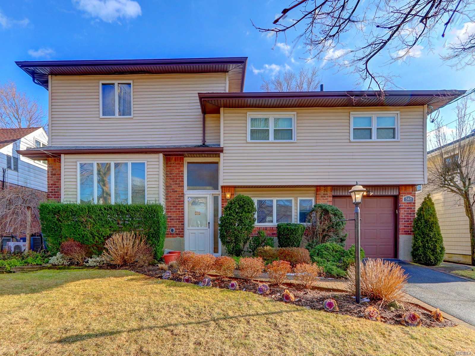 348 Divot Road Oceanside, NY 11572 - Photo 1 of 1 Gallery Image 1