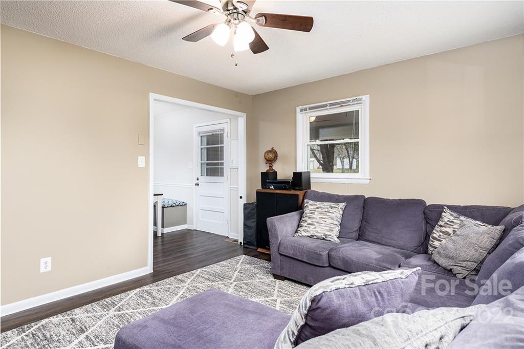 71 Heritage View Road Hickory, NC 28601 - Photo 3 of 34 Gallery Image 3