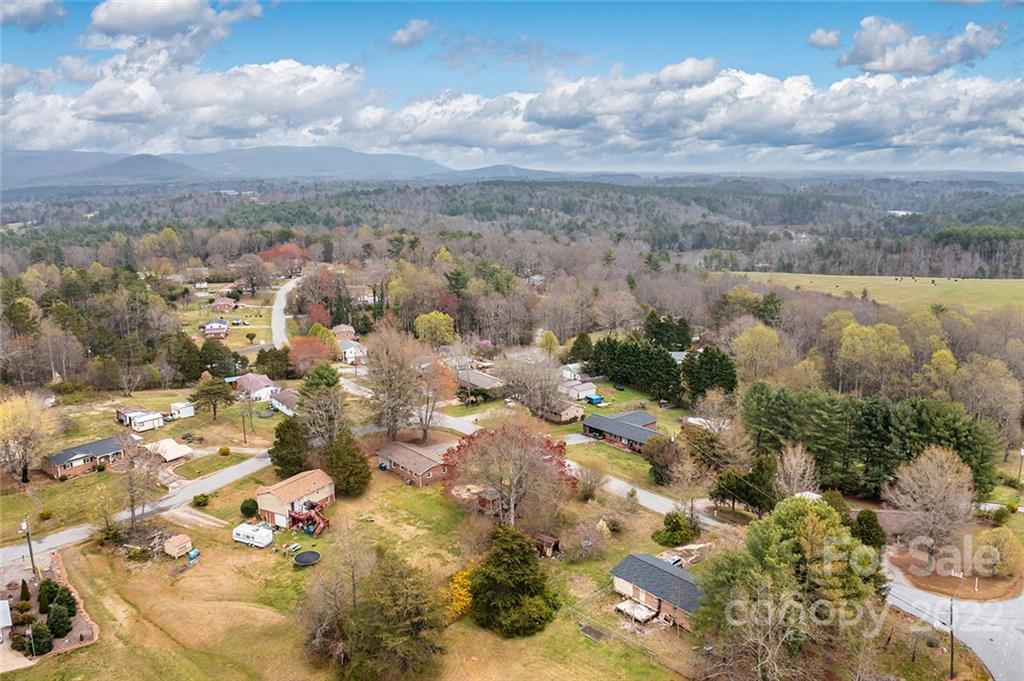 71 Heritage View Road Hickory, NC 28601 - Photo 32 of 34 Gallery Image 32