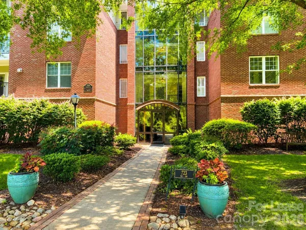 $3,500 | 785 Magnolia Avenue, Charlotte, NC 28203