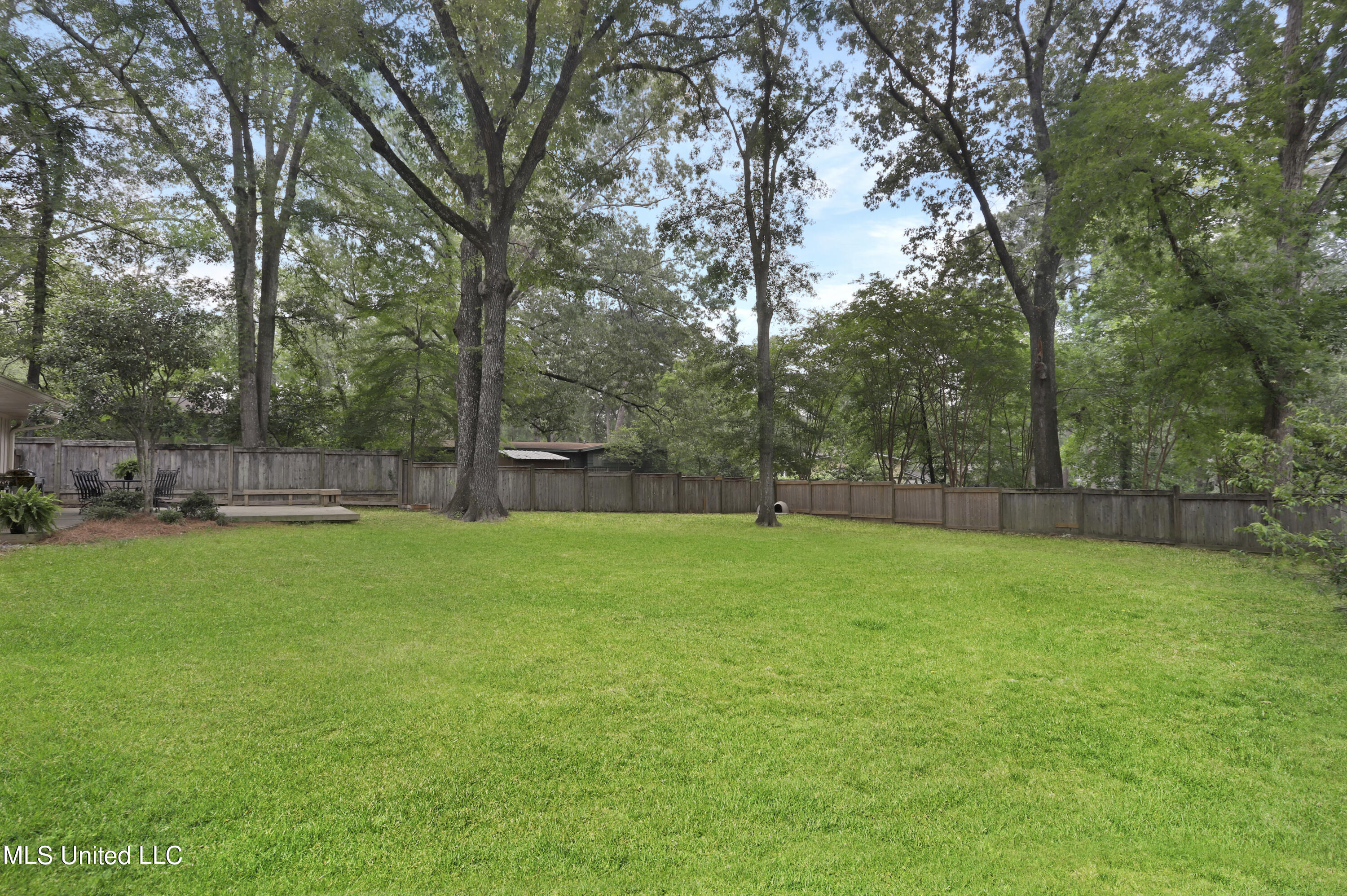 242 Ashcot Circle Jackson, MS 39211 - Photo 12 of 19 IMG_3378