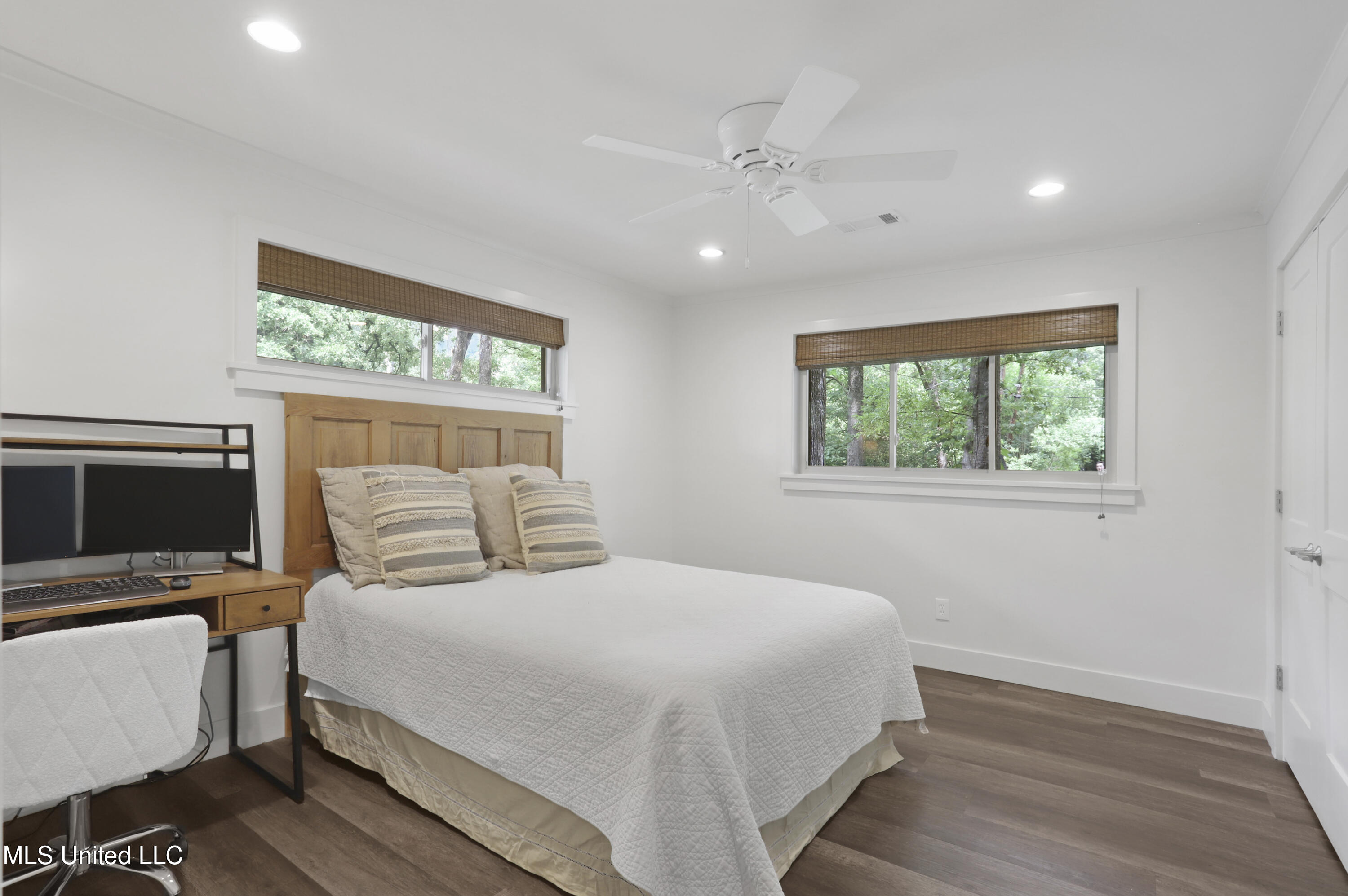 242 Ashcot Circle Jackson, MS 39211 - Photo 15 of 19 IMG_3334