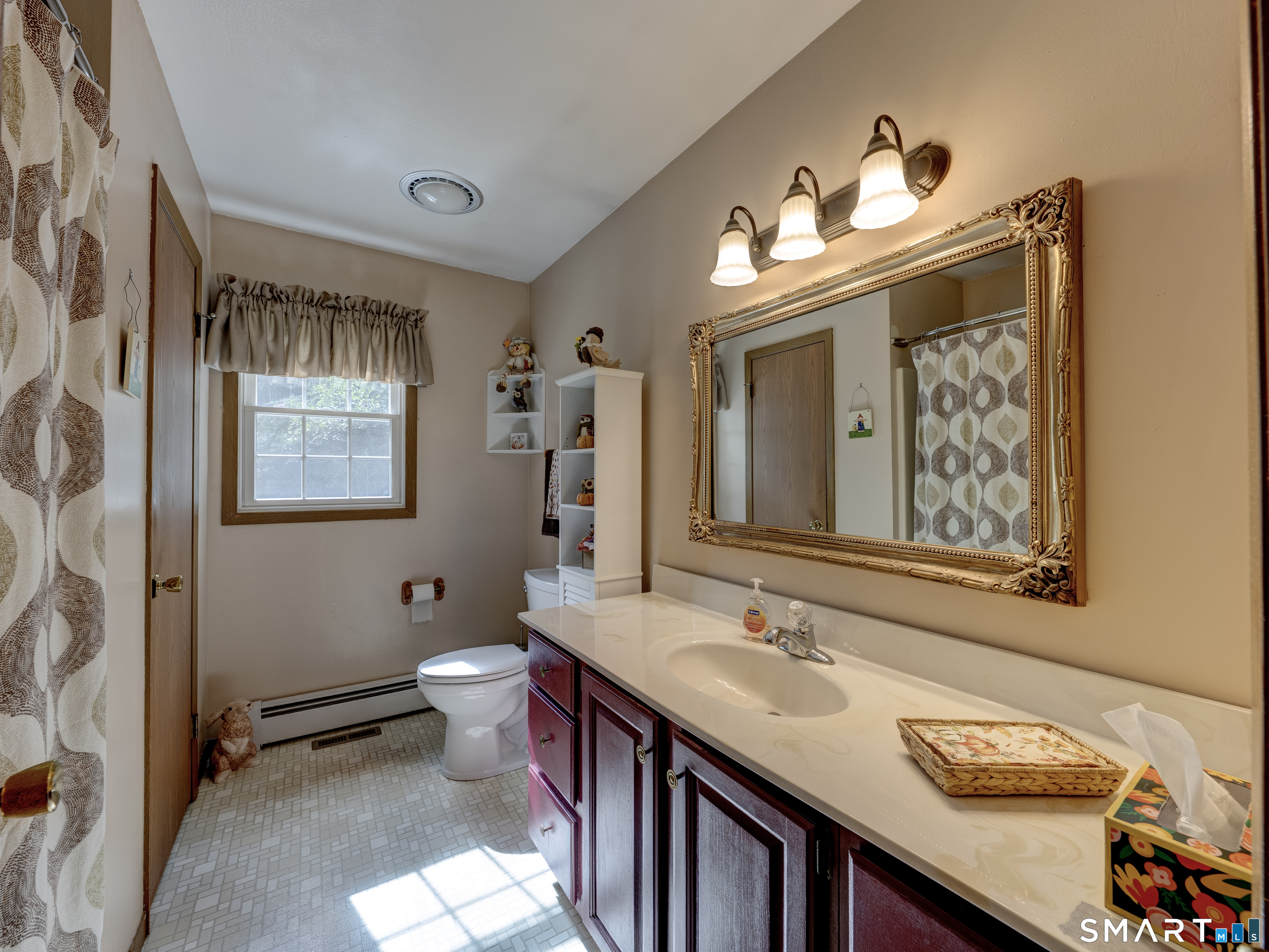 83 Old Mt Tom Road Litchfield, CT 06750 - Photo 16 of 33 Main level full bath