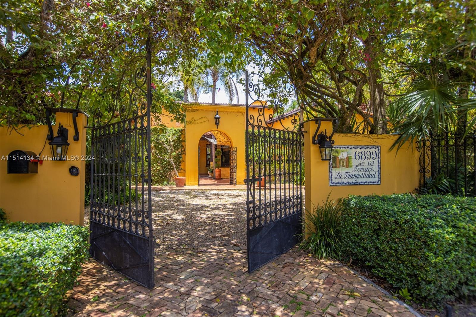 6899 Southwest 62nd Ter