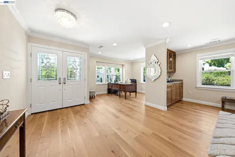 $1,368,000 | 2122 Wilmington Drive, Walnut Creek, CA 94596