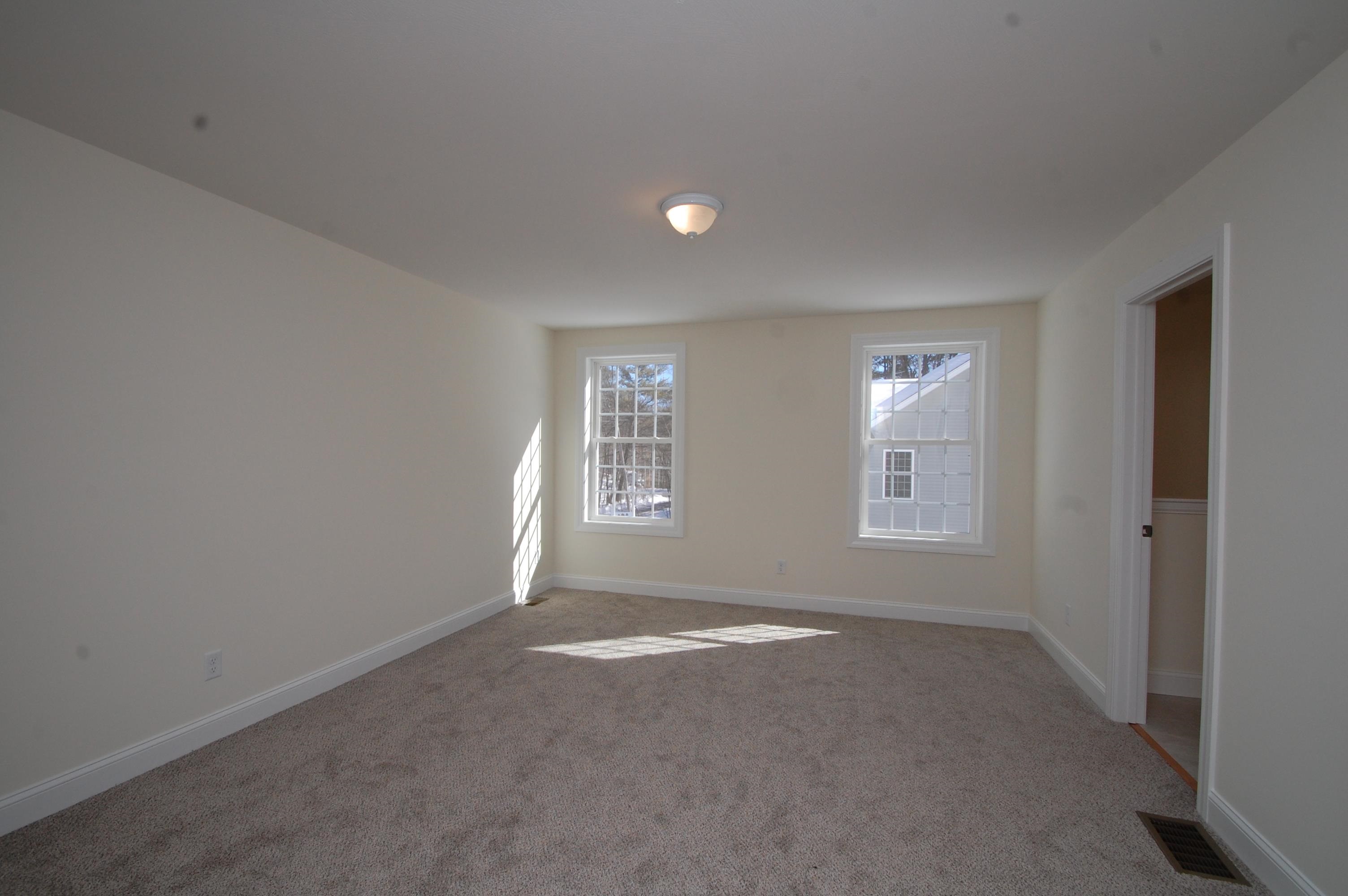 19 Reeds Ferry Way Merrimack, NH 03054 - Photo 10 of 19