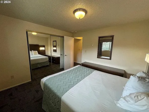 $435,000 | 88416 1st Avenue, Unit 136, Florence, OR 97439