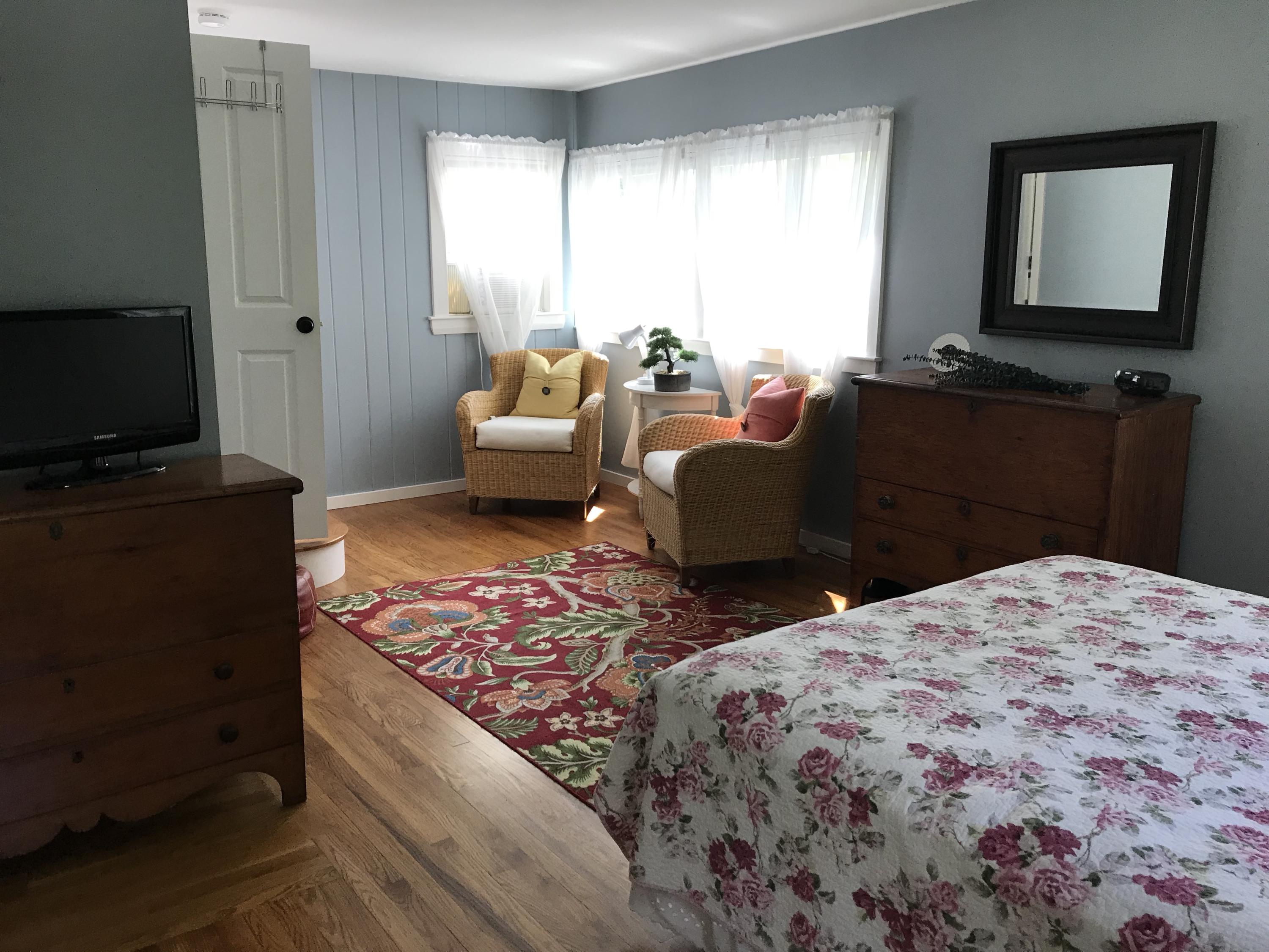 41 Castle Road Truro, MA 02666 - Photo 6 of 16 a bedroom with two beds and a flat screen tv