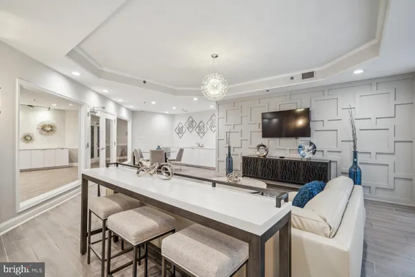 $2,400 | 1024 North Utah Street, Unit 819, Arlington, VA 22201