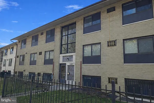 $84,900 | 3101 Naylor Road Southeast, Unit 304, Washington, DC 20020