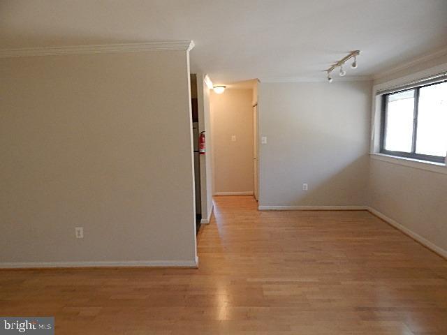 3101 Naylor Road Southeast, Unit 304 Washington, DC 20020 - Photo 10 of 16 Dining Room