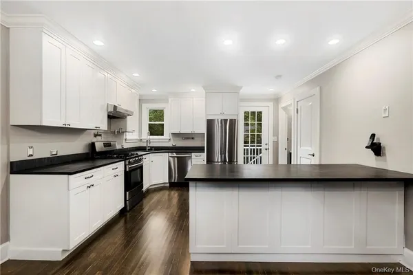 $5,200 | 48 Rossmore Avenue, Bronxville, NY 10708