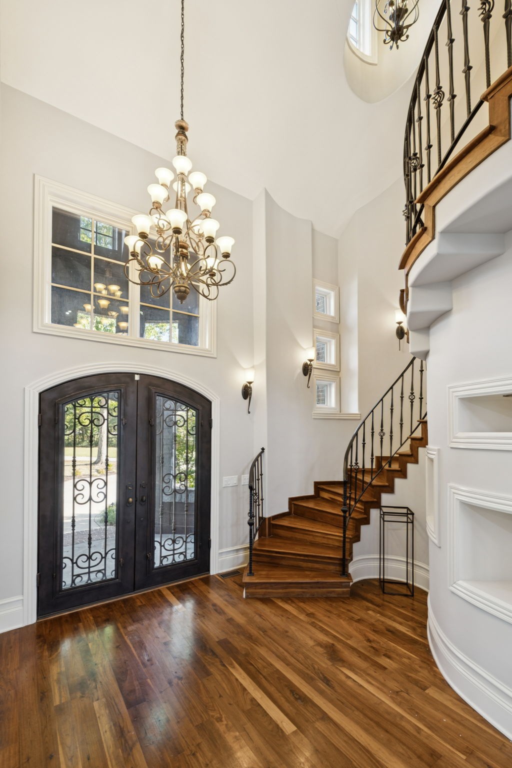 1856 Mires Road Mount Juliet, TN 37122 - Photo 39 of 93 a view of entryway and hall with wooden floor