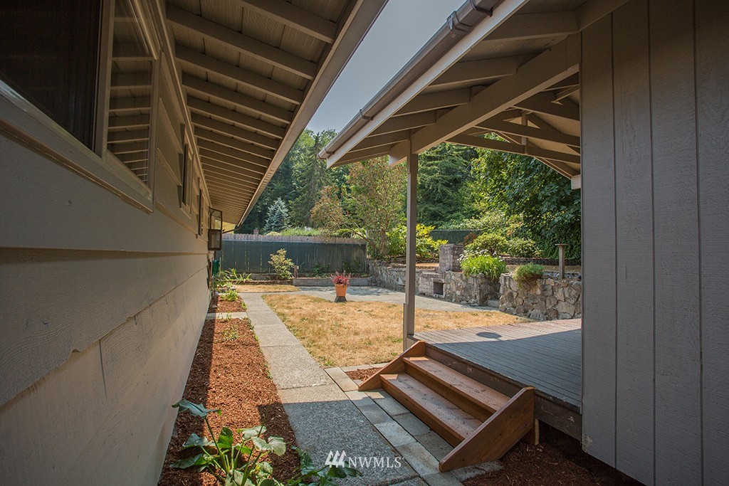2525 Spring Street Bremerton, WA 98310 - Photo 18 of 20 Gallery Image 18